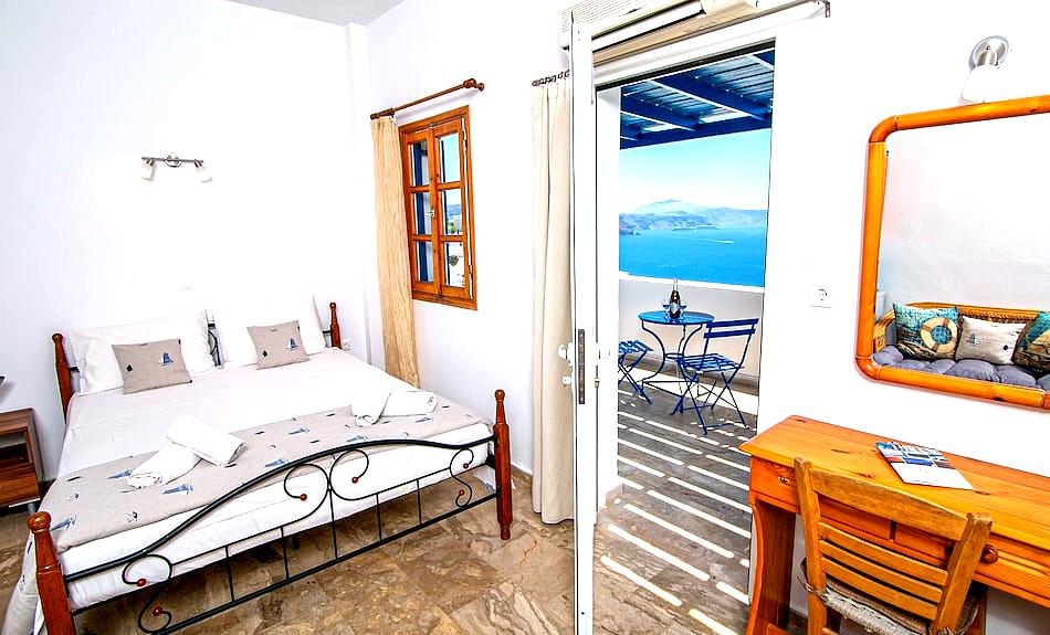 Stelios Rooms